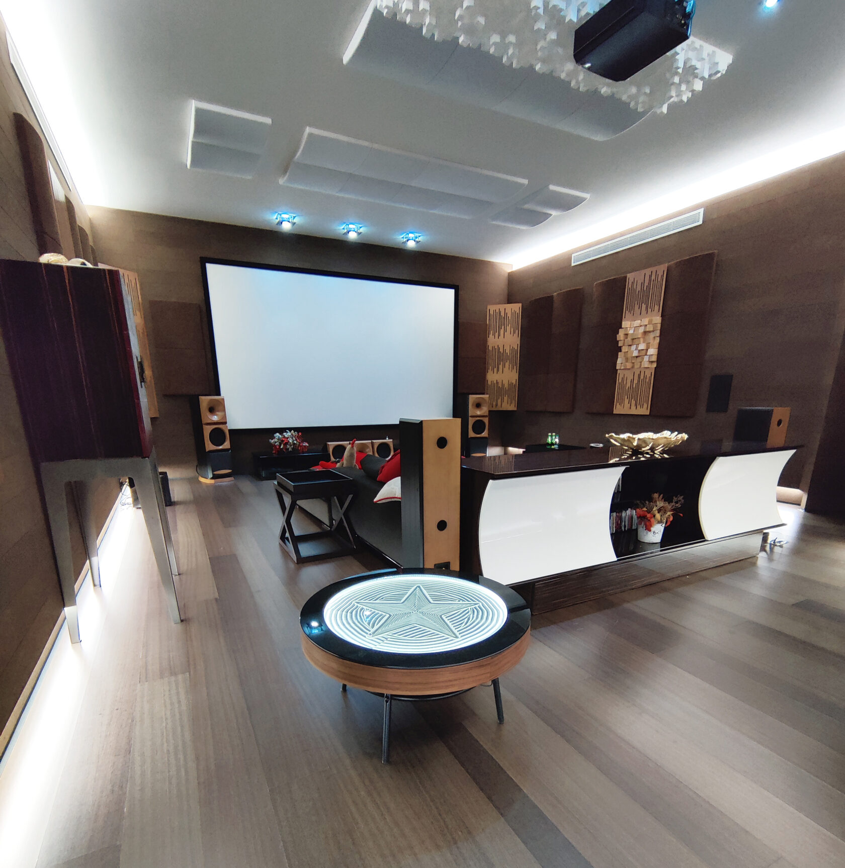 FMONE в интерьере